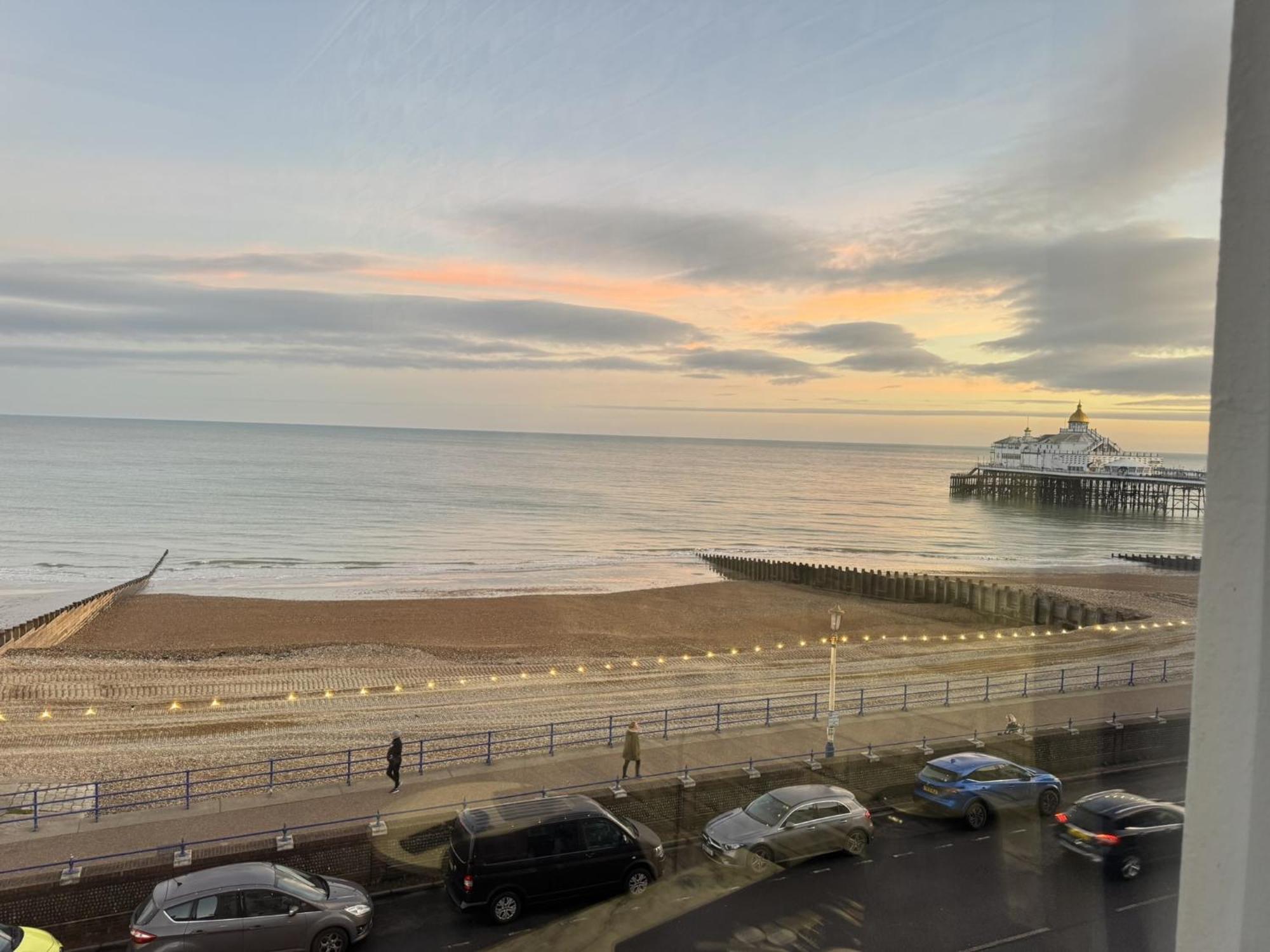 Marine Parade Hotel Eastbourne Exterior photo
